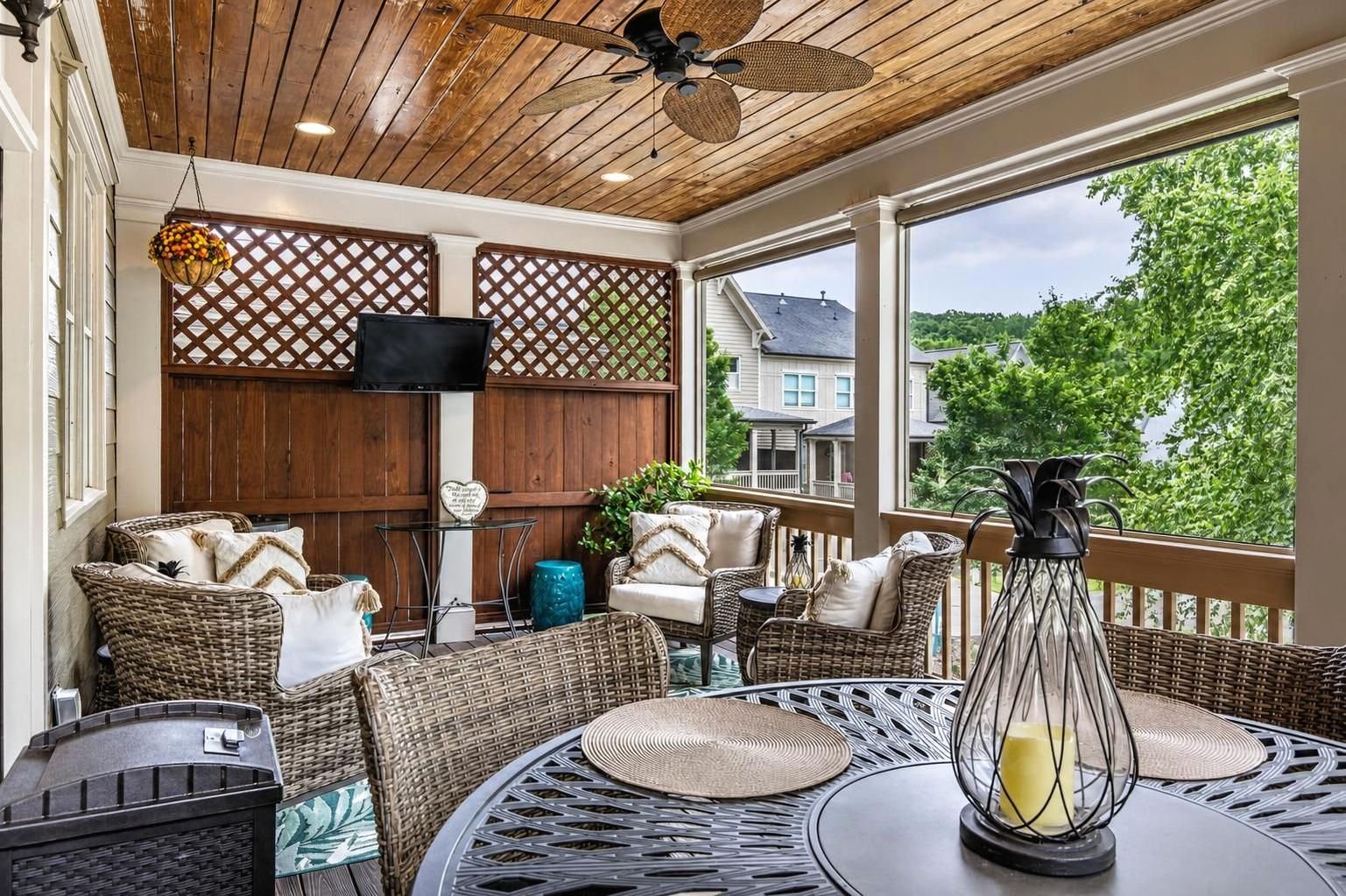 Screened back porch